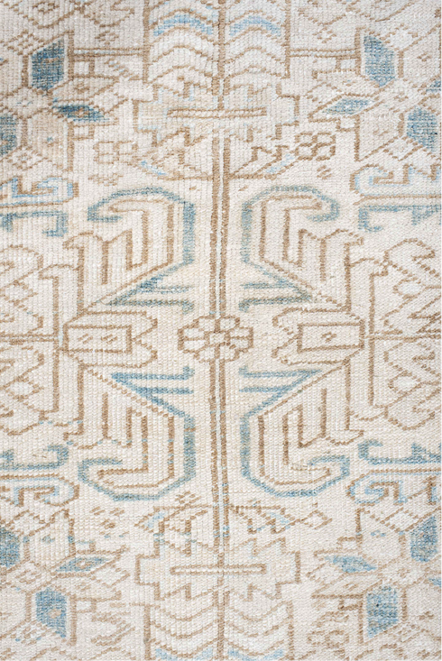 Antique Heriz Area Rug (6' x 9')